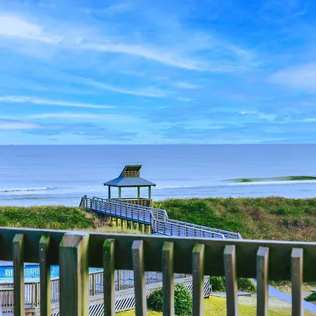 C308B Duck Tails Oceanfront Apartment